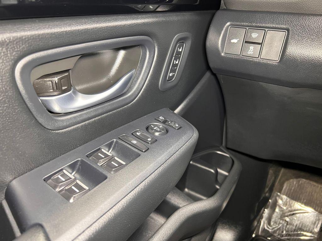 used 2025 Honda Pilot car, priced at $36,741