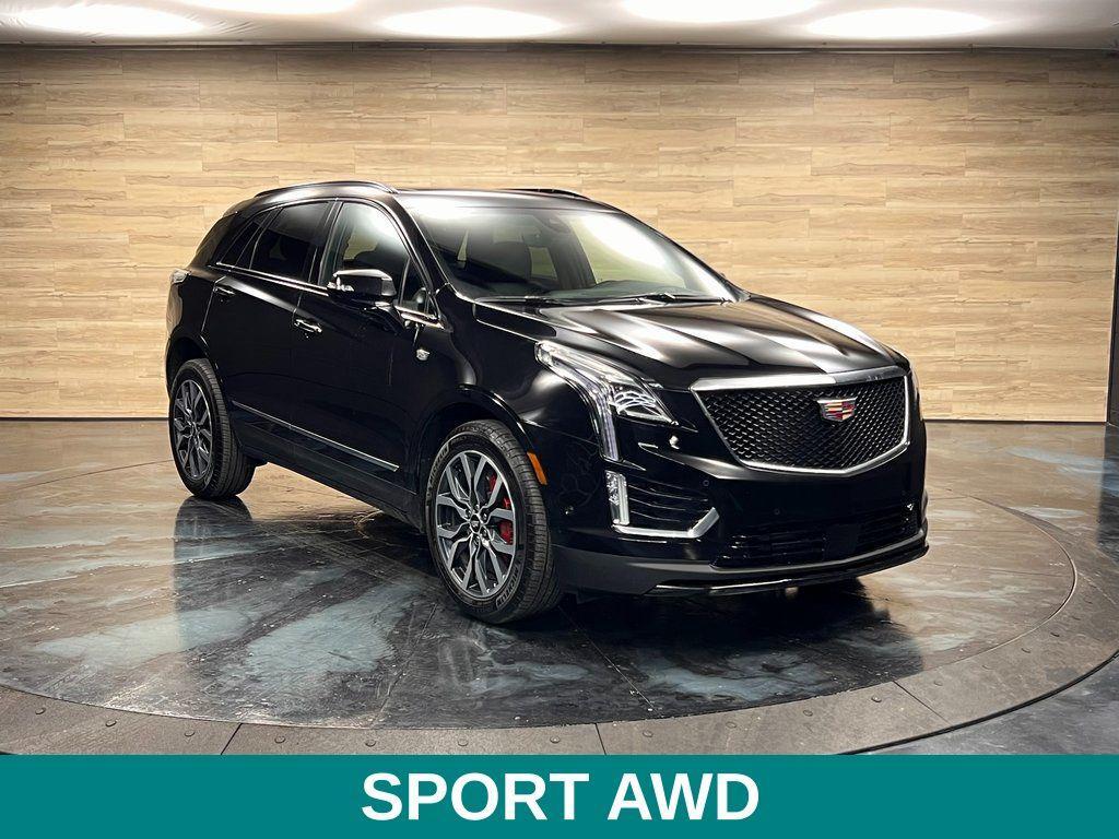 used 2025 Cadillac XT5 car, priced at $38,136