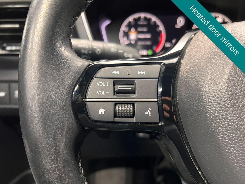 used 2025 Honda Pilot car, priced at $32,741