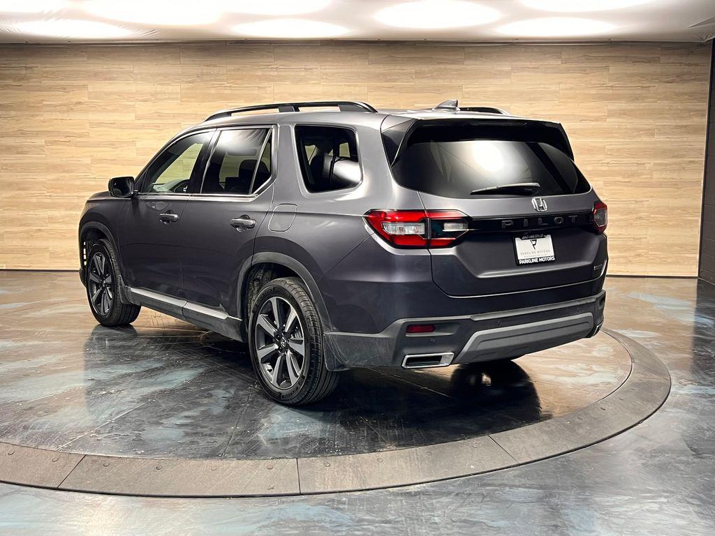 used 2025 Honda Pilot car, priced at $32,741
