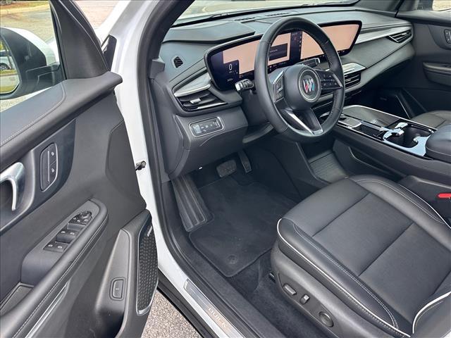 used 2025 Buick Enclave car, priced at $37,889