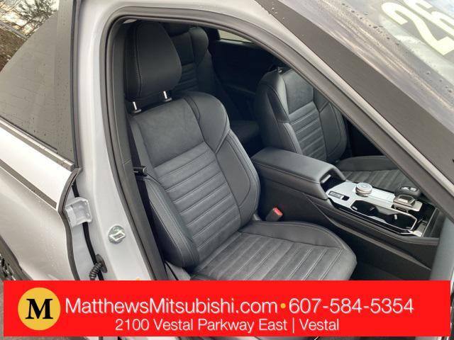 new 2026 Mitsubishi Outlander car, priced at $43,843