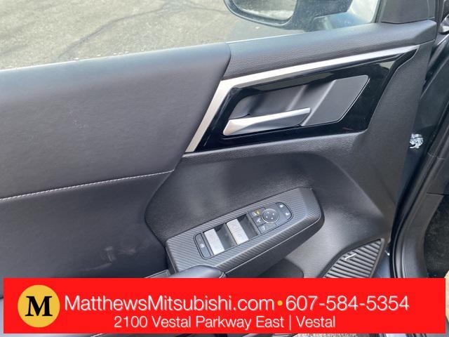 new 2026 Mitsubishi Outlander car, priced at $38,460