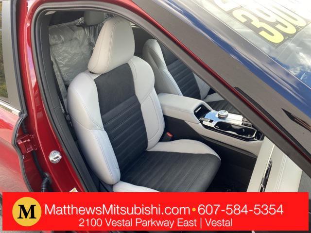 new 2025 Mitsubishi Outlander car, priced at $37,828