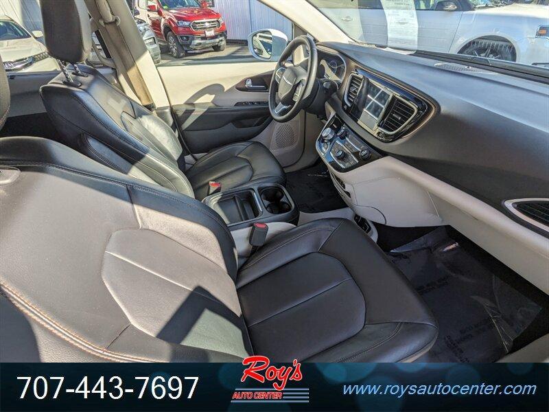 used 2017 Chrysler Pacifica car, priced at $14,995