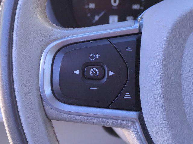 used 2020 Volvo XC60 Recharge Plug-In Hybrid car, priced at $25,909