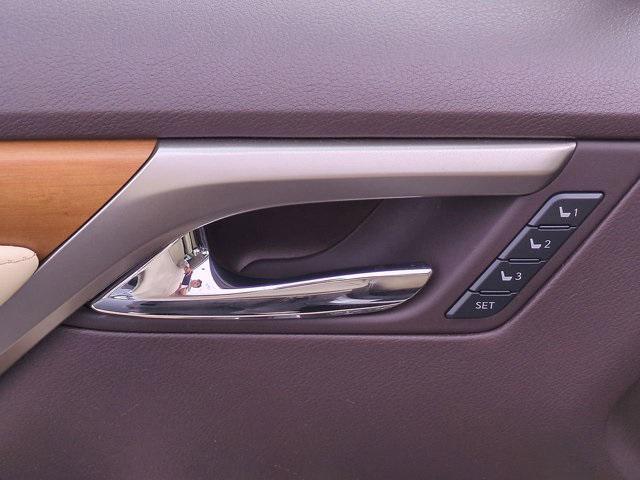 used 2020 Lexus RX 450h car, priced at $41,990