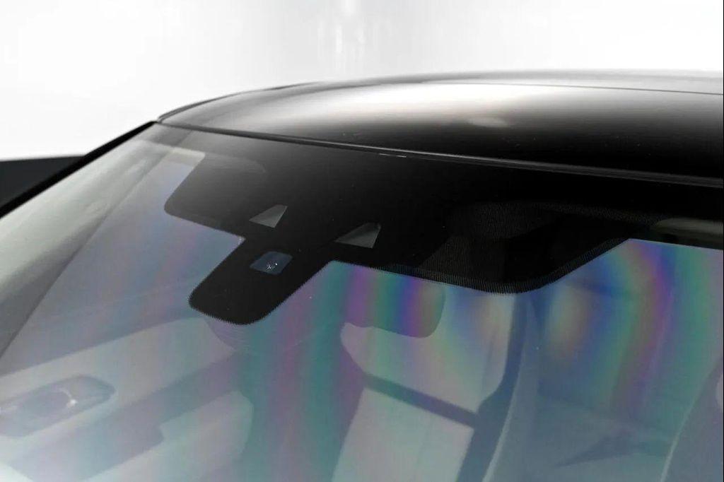 used 2018 Land Rover Range Rover Velar car, priced at $17,695