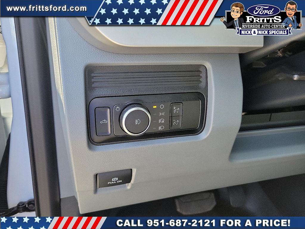 new 2023 Ford F-250 car, priced at $39,995