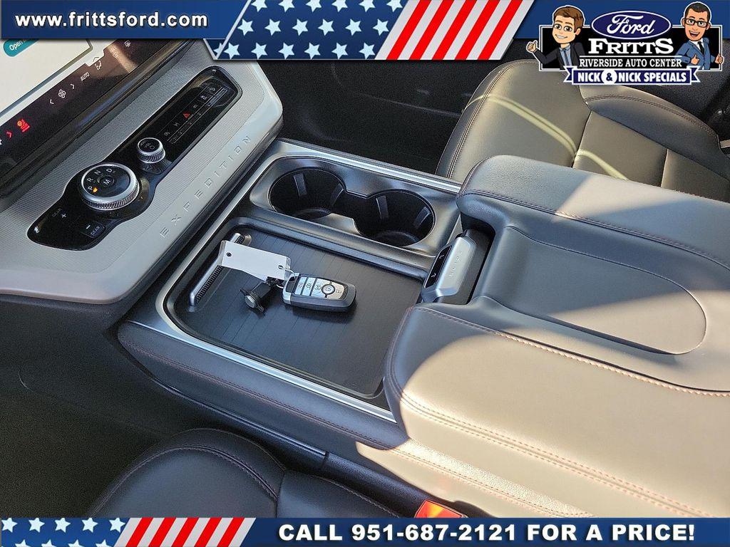 used 2025 Ford Expedition car, priced at $62,260