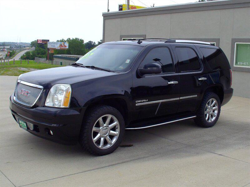 used 2012 GMC Yukon car, priced at $10,495