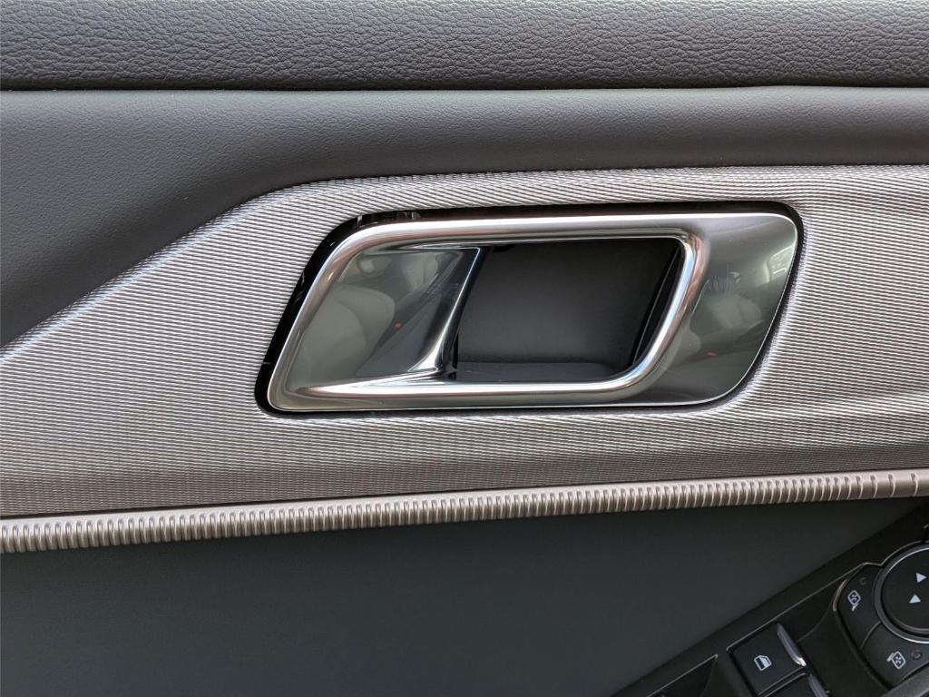 new 2026 Ford Explorer car, priced at $38,925