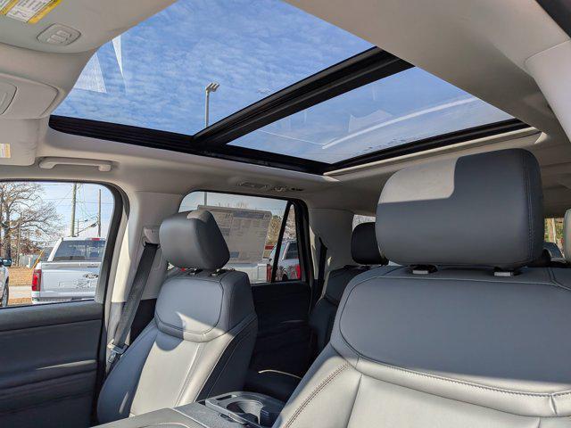 new 2025 Ford Expedition Max car, priced at $75,345