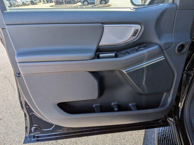 new 2025 Ford Expedition Max car, priced at $75,345