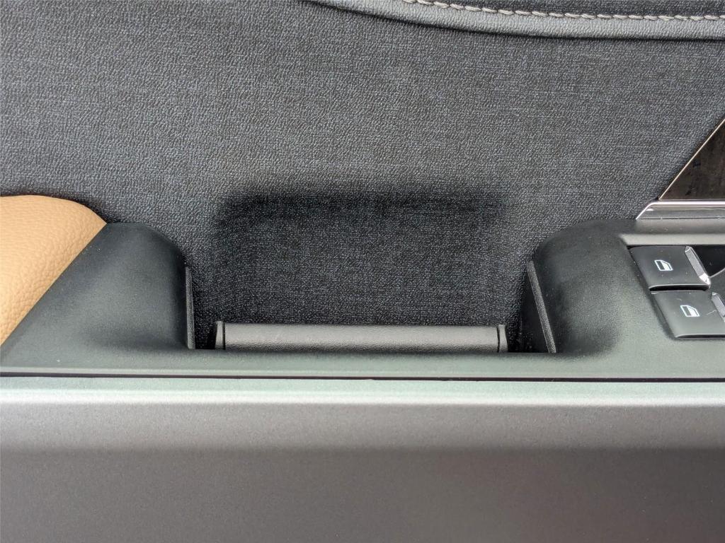 new 2025 Ford F-250 car, priced at $80,980