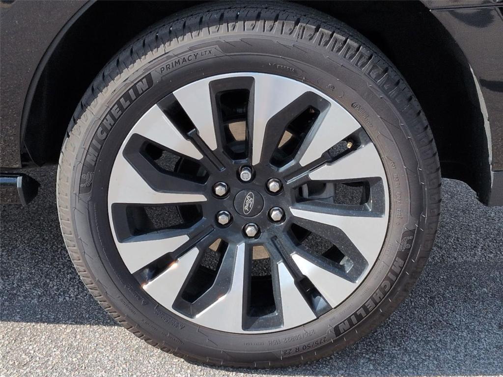 used 2025 Ford Expedition car, priced at $72,995