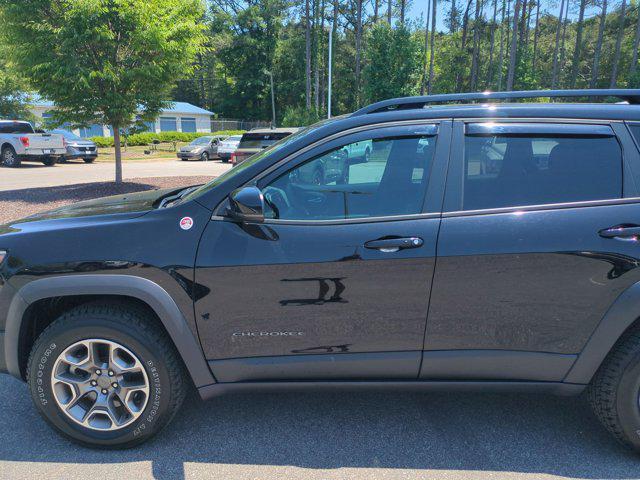 used 2022 Jeep Cherokee car, priced at $27,494