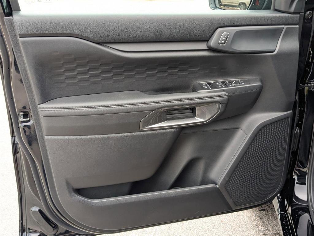 new 2025 Ford Ranger car, priced at $37,870