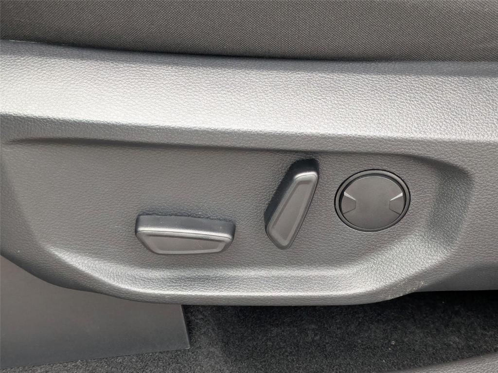 new 2025 Ford Ranger car, priced at $37,870