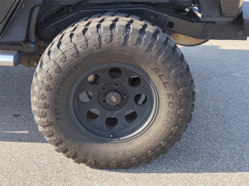 used 2012 Jeep Wrangler Unlimited car, priced at $18,494