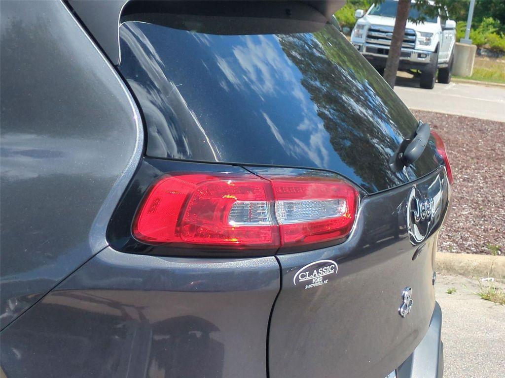 used 2016 Jeep Cherokee car, priced at $8,494