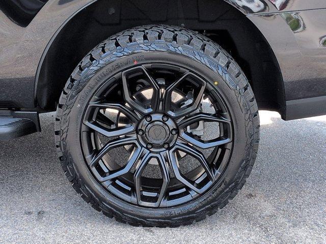 used 2025 Ford Expedition car, priced at $61,495