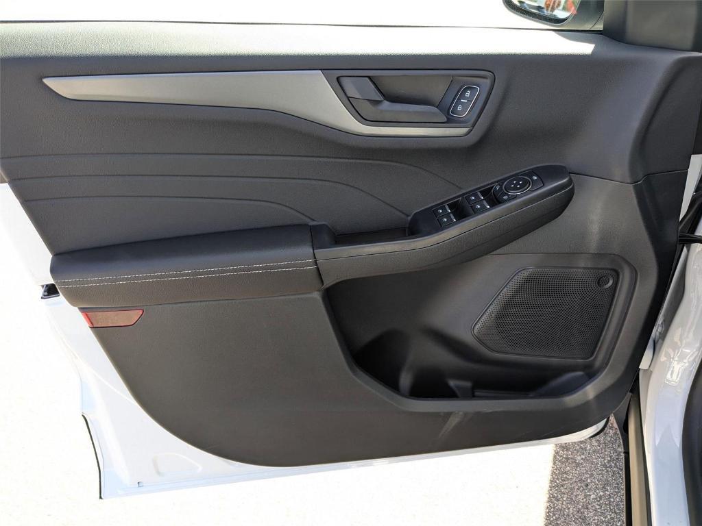 new 2026 Ford Escape car, priced at $29,685