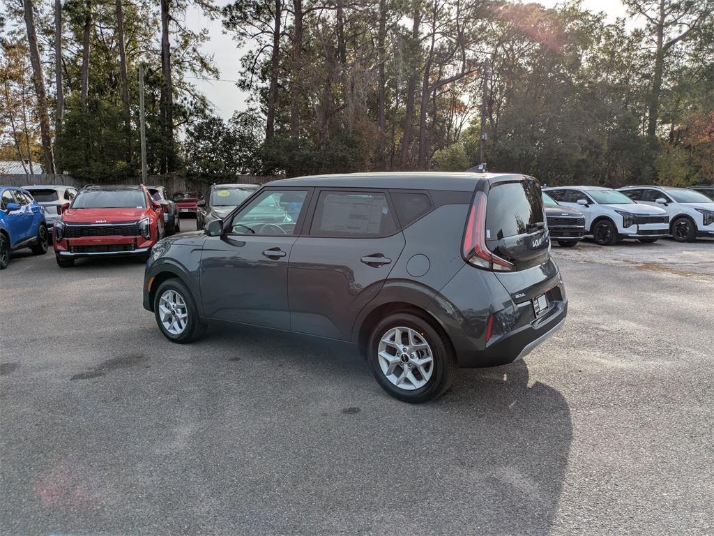 new 2025 Kia Soul car, priced at $22,500