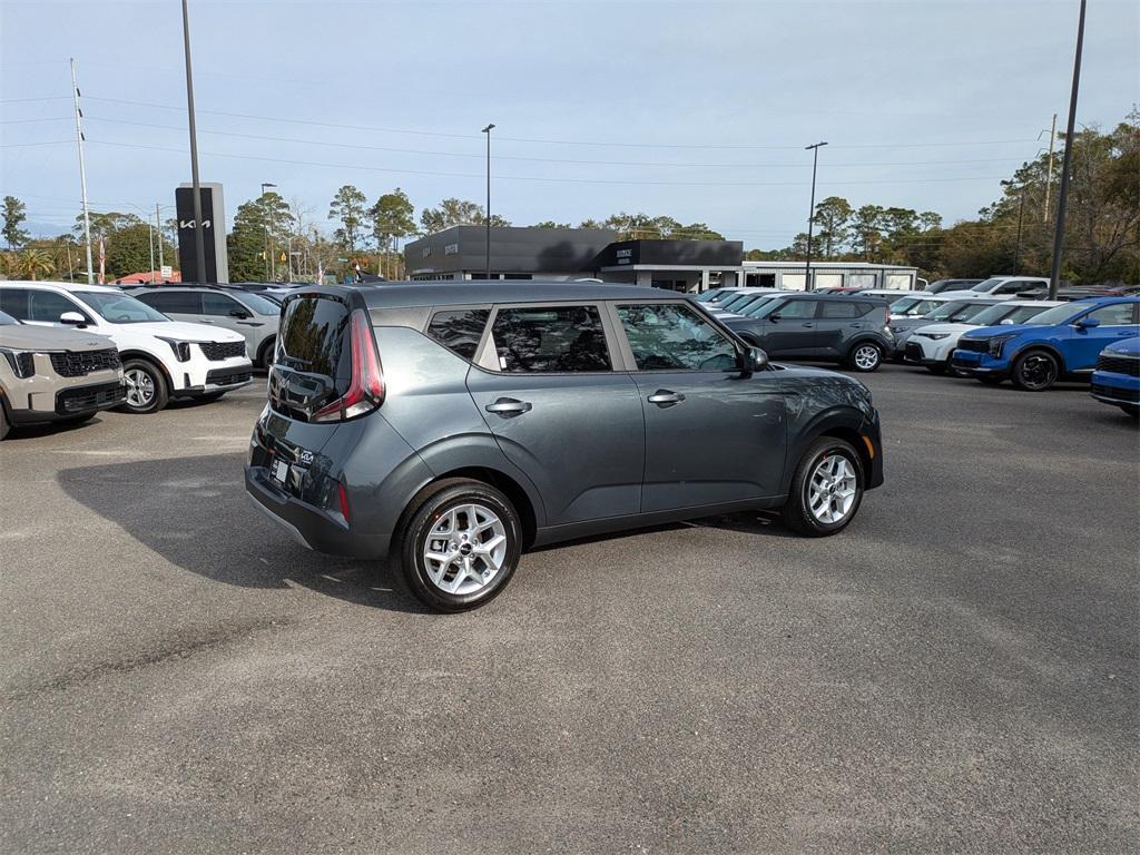 new 2025 Kia Soul car, priced at $22,500