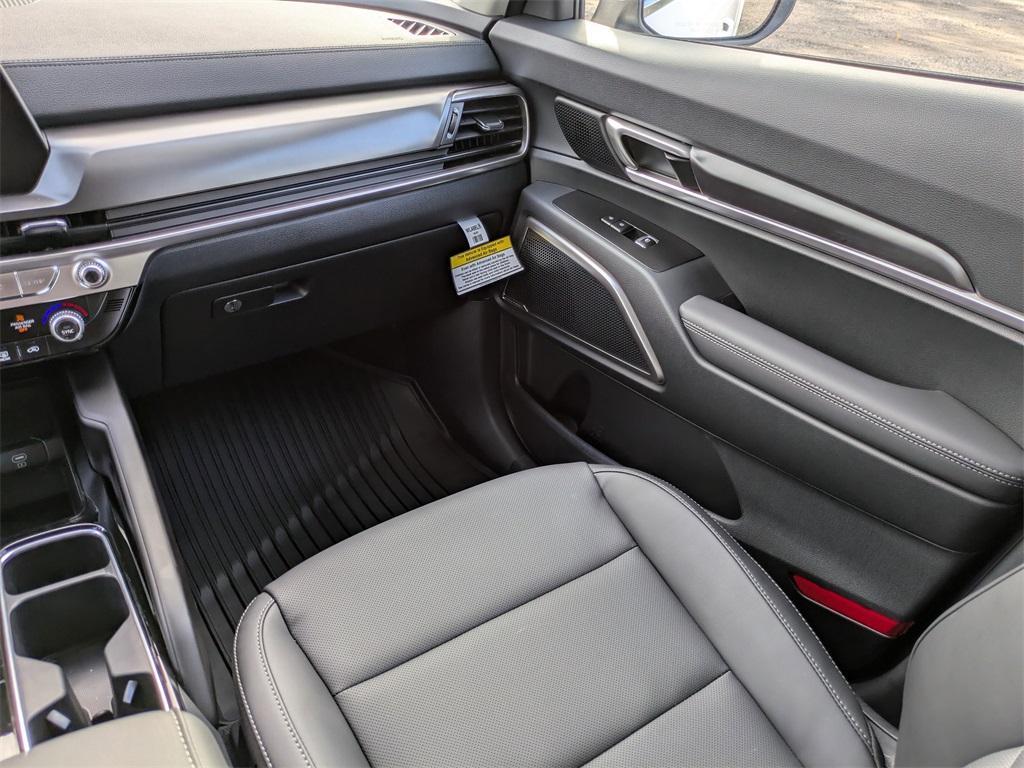 new 2025 Kia Telluride car, priced at $36,815