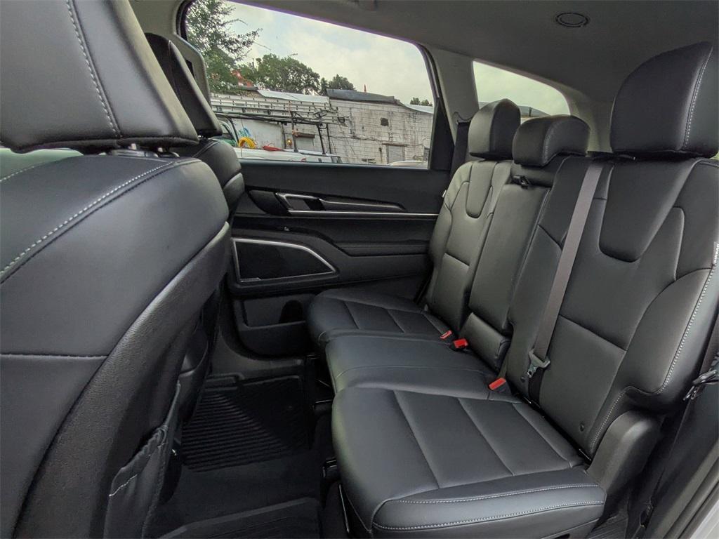 new 2025 Kia Telluride car, priced at $36,815