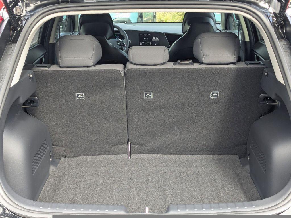 new 2025 Kia Niro car, priced at $27,885