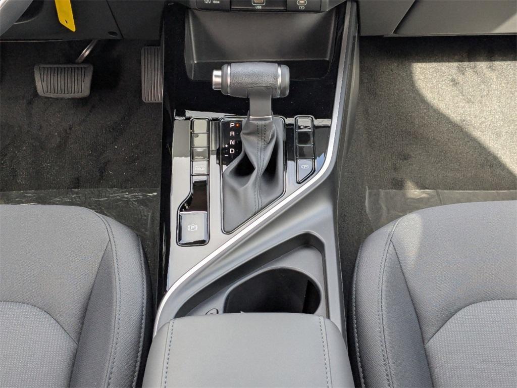 new 2025 Kia Niro car, priced at $27,885