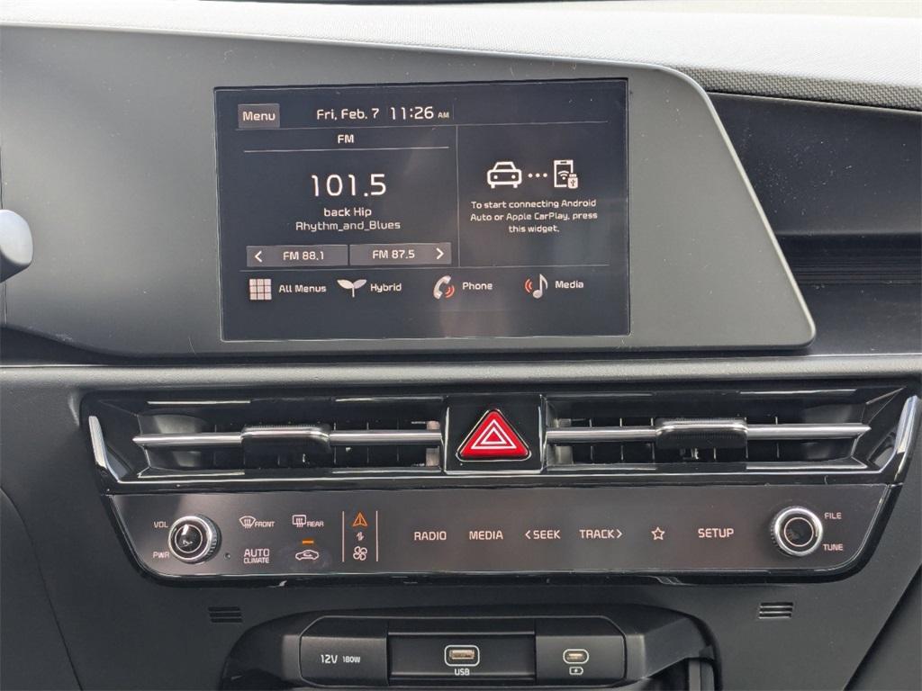new 2025 Kia Niro car, priced at $27,885