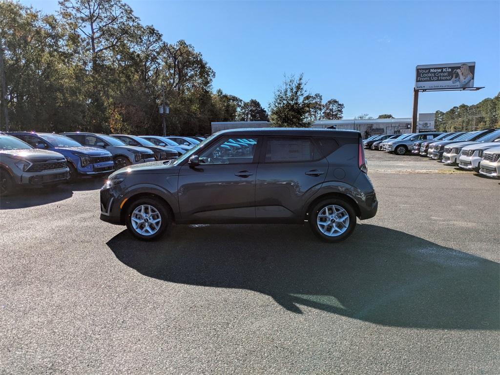 new 2025 Kia Soul car, priced at $22,500