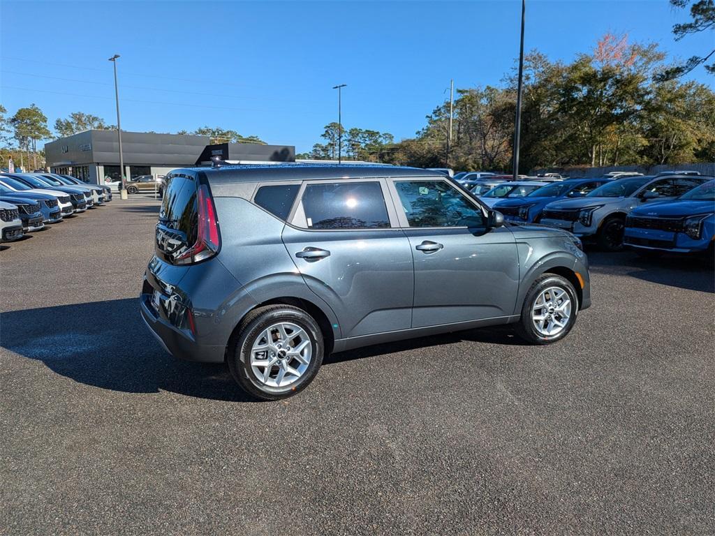 new 2025 Kia Soul car, priced at $22,500