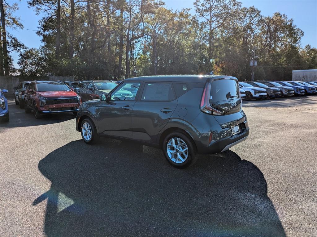 new 2025 Kia Soul car, priced at $22,500