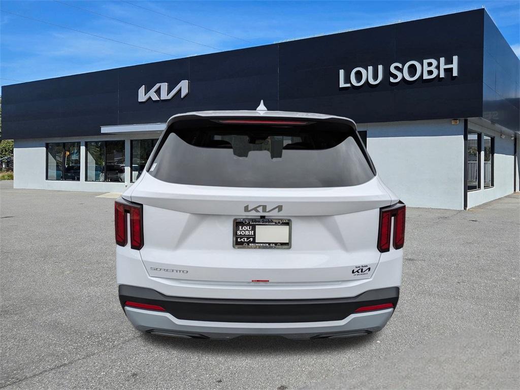 new 2026 Kia Sorento car, priced at $32,795