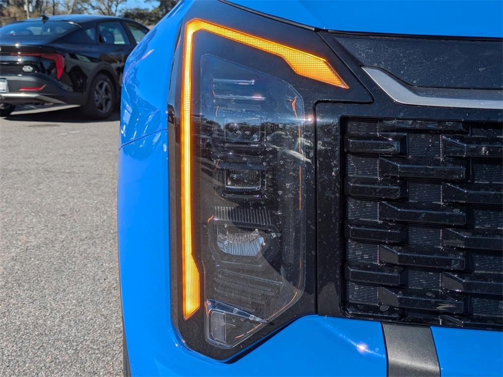 new 2026 Kia Sportage car, priced at $32,291