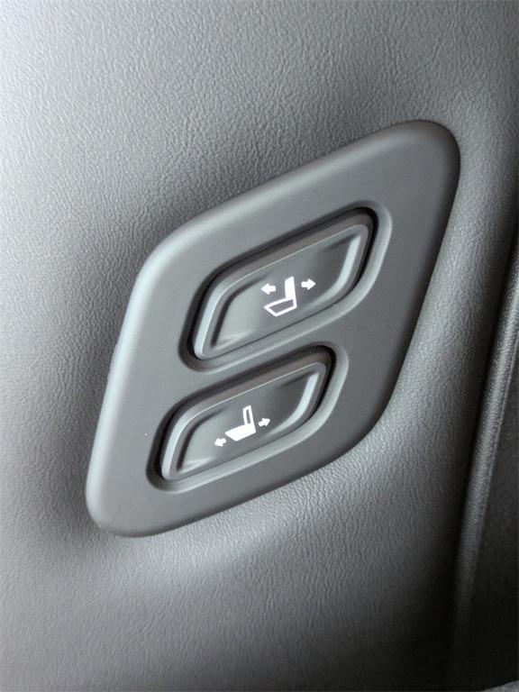 new 2026 Kia Carnival Hybrid car, priced at $49,000