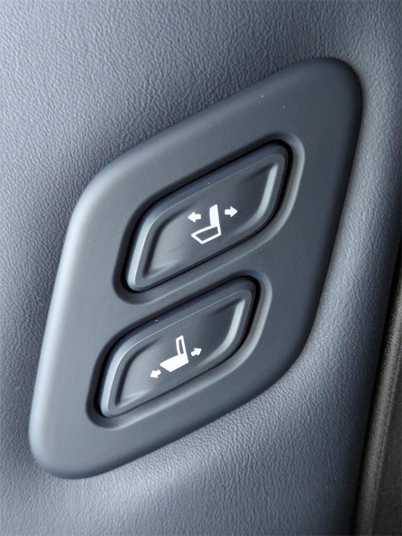 new 2026 Kia Carnival car, priced at $46,990