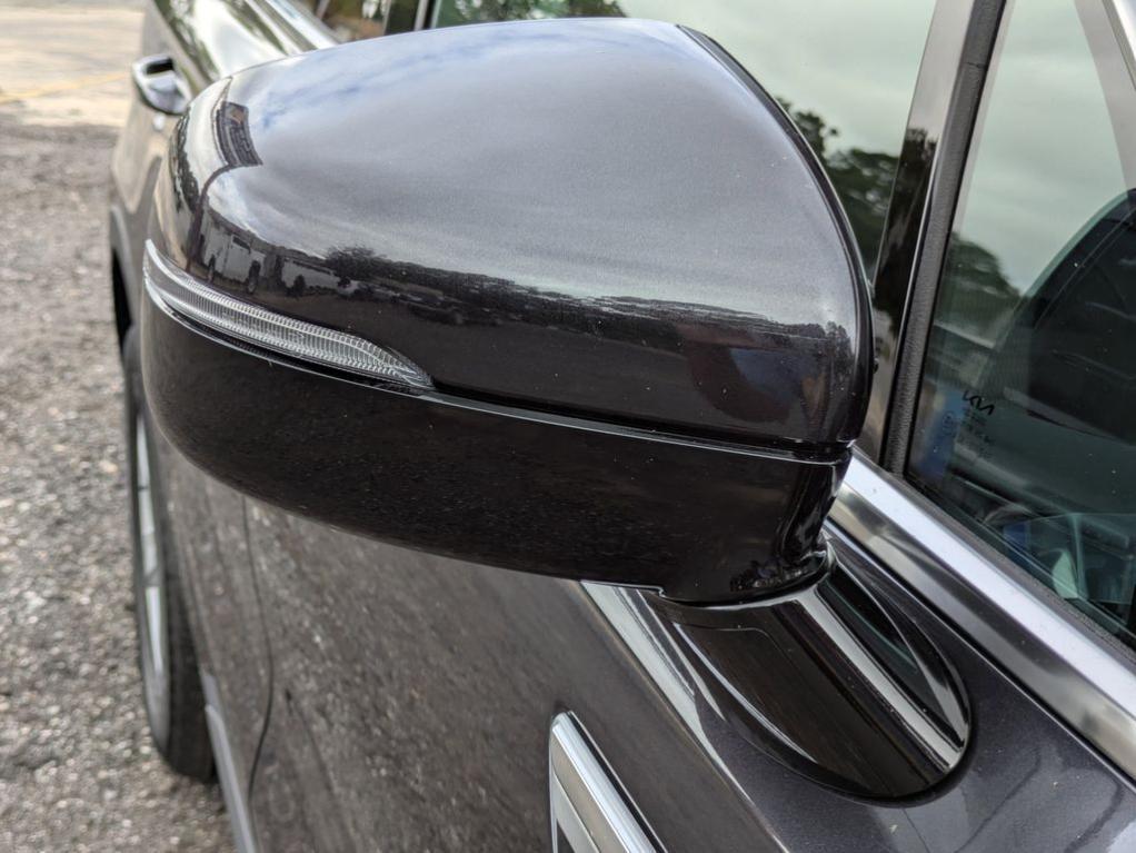 new 2026 Kia Sorento car, priced at $32,300