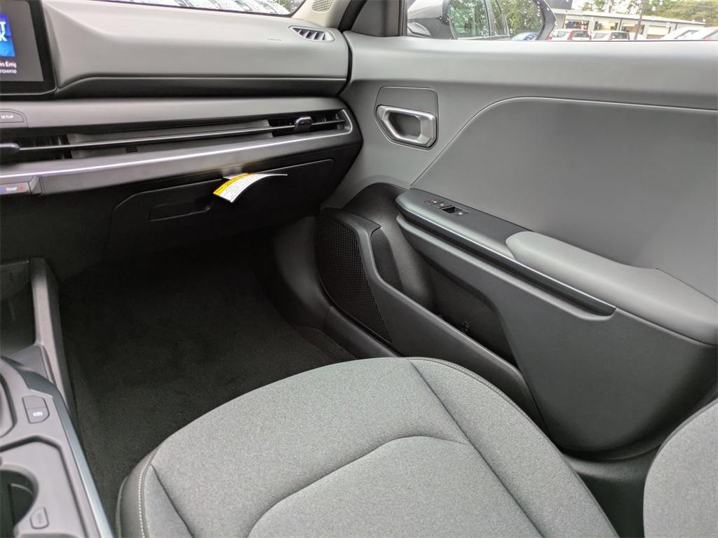 new 2025 Kia K4 car, priced at $23,460