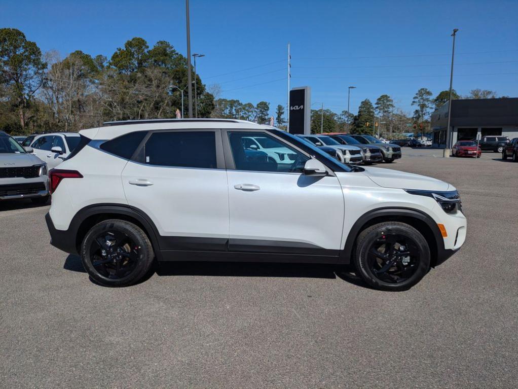 new 2026 Kia Seltos car, priced at $27,920