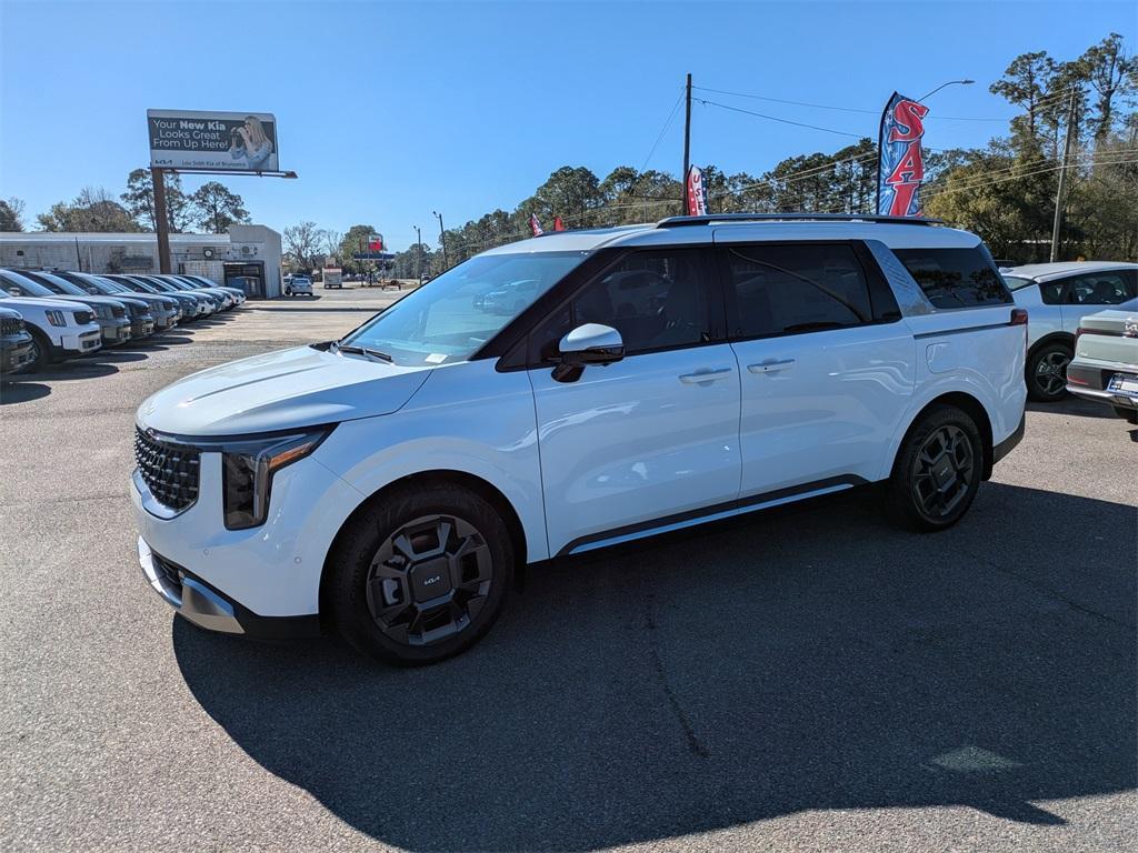 new 2026 Kia Carnival Hybrid car, priced at $48,265