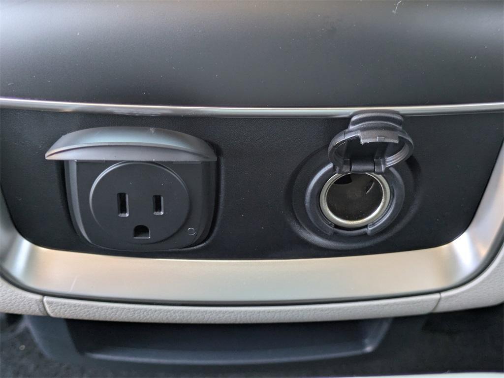 new 2026 Kia Carnival Hybrid car, priced at $48,265