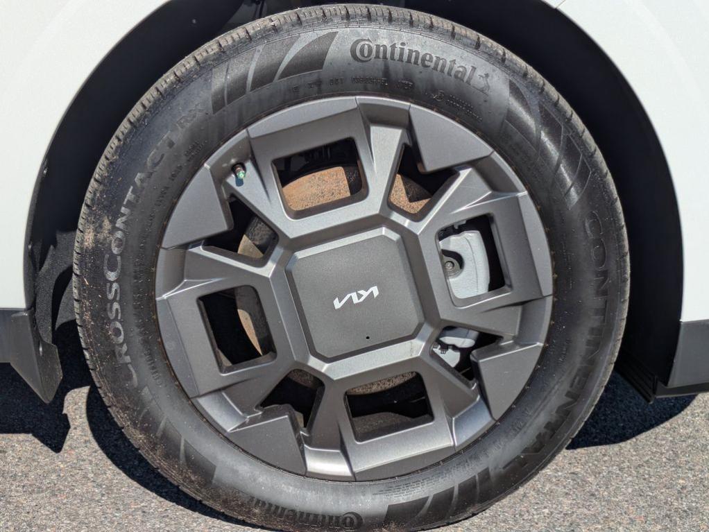 new 2026 Kia Carnival Hybrid car, priced at $48,265