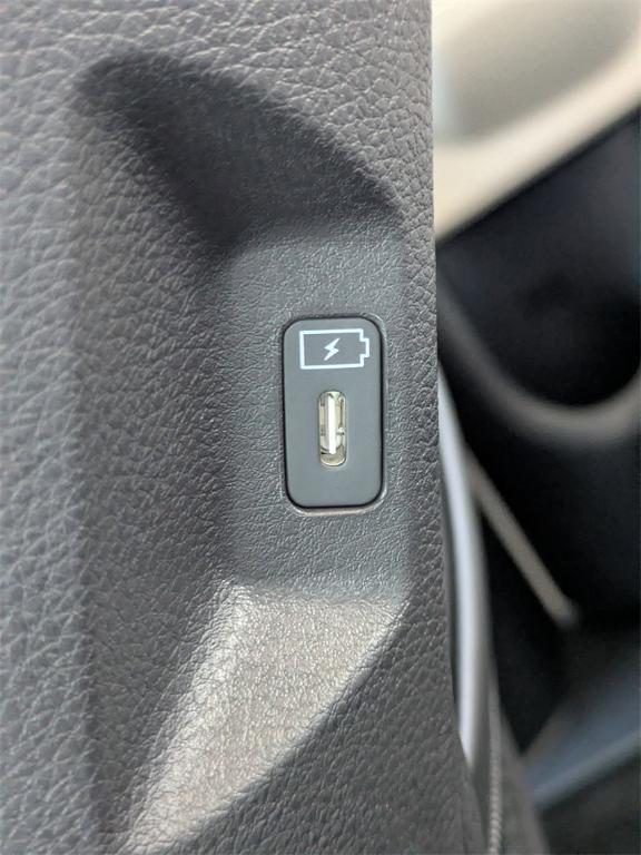 new 2026 Kia Carnival Hybrid car, priced at $48,265