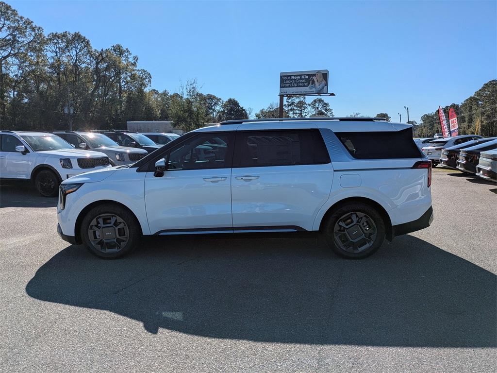 new 2026 Kia Carnival Hybrid car, priced at $48,265