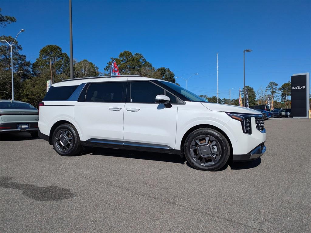 new 2026 Kia Carnival Hybrid car, priced at $48,265